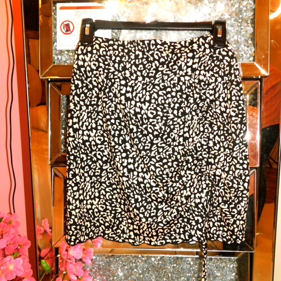 Skirt by originality extra large new with tags - Picture 3 of 4